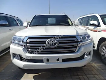 Cars For Sale Toyota  Land Cruiser  EXR  5,000  White  SUV  Automatic  4WD  Leather  2016  8  Yes  Gasoline