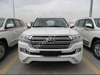 Cars For Sale Toyota  Land Cruiser  VXR  0  White  SUV  Automatic  4WD  Cloth  2016  8  Yes  Gasoline