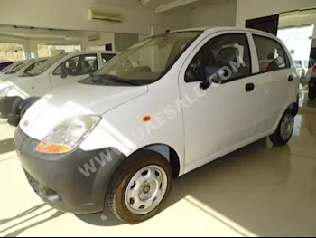 Cars For Sale Chevrolet  Spark  0  White  Hatchback  Automatic  RWD  Cloth  2015  3  No  Gasoline