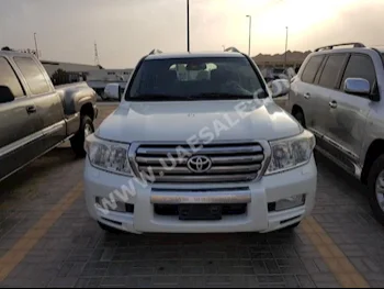Cars For Sale Toyota  Land Cruiser  GXR  280,000  Pearl  Sedan  Automatic  4WD  Cloth  2011  8  Yes  Gasoline