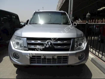 Cars For Sale Mitsubishi  Pajero  GLS  98,765  Silver  SUV  Automatic  4WD  Cloth  2013  6  No  Gasoline