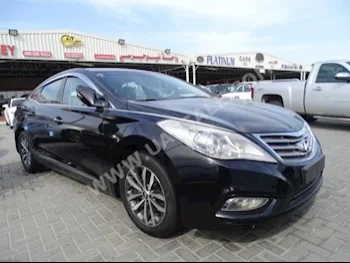 Cars For Sale Hyundai  Azera  20,000  Black  Sedan  Automatic  RWD  Leather  2012  6  No  Gasoline