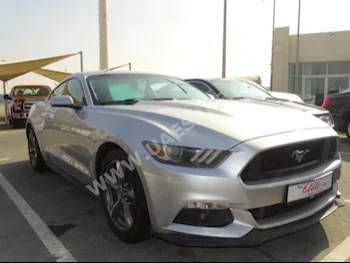Cars For Sale Ford  Mustang  44,000  Silver  Coupe / Sport  Automatic  RWD  Leather  2015  6  No  Gasoline