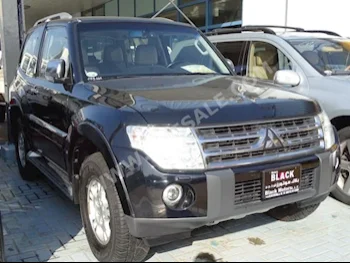 Cars For Sale Mitsubishi  Pajero  GLS  262,000  Black  SUV  Automatic  4WD  Cloth  2009  6  No  Gasoline