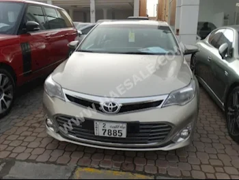 Cars For Sale Toyota  Avalon  Limited  74,000  Gold  Sedan  Automatic  RWD  Leather  2014  6  Yes  Gasoline
