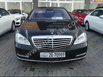 Cars For Sale Mercedes-Benz  S-Class  500  52,000  Black  Sedan  Automatic  RWD  Leather  2013  8  Yes  Gasoline