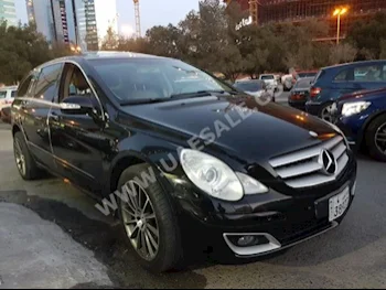Cars For Sale Mercedes-Benz  R-Class  350  187,000  Black  SUV  Automatic  4WD  Leather  2006  6  Yes  Gasoline