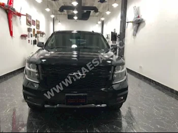 Cars For Sale Chevrolet  Tahoe  Z71  32,000  Black  SUV  Automatic  4WD  Leather  2017  8  Yes  Gasoline