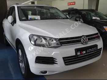 Cars For Sale Volkswagen  Touareg  114,000  White  SUV  Automatic  4WD  Leather  2013  6  Panorama  Gasoline