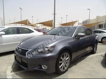 سيارات للبيع لكزس  جي اس  350  42,000  رمادي  سيدان  اتوماتك  دفع خلفي  جلد  2013  6  نعم  بنزين