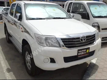 Cars For Sale Toyota  Hilux  VVT-2.7  94,000  White  Pick Up  Manual  4WD  Cloth  2013  4  No  Gasoline