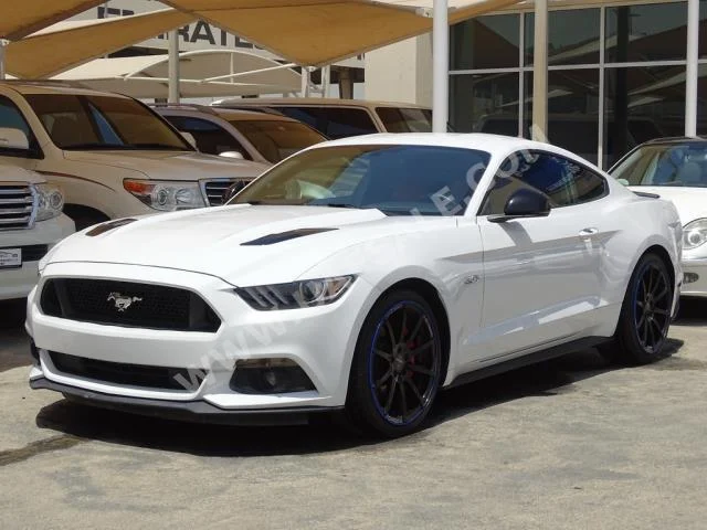 Cars For Sale Ford  Mustang  GT  65,000  White  Coupe / Sport  Automatic  RWD  Leather  2015  8  No  Gasoline