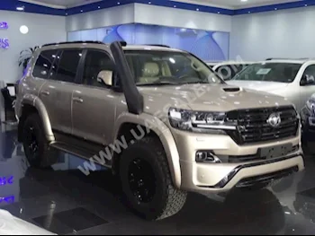 Cars For Sale Toyota  Land Cruiser  GXR  0  Beige  SUV  Automatic  4WD  Leather  2018  8  Yes  Diesel
