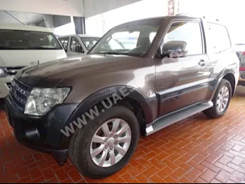 Cars For Sale Mitsubishi  Pajero  GLS 3.8  162,000  Brown  SUV  Automatic  4WD  Leather  2006  6  Panorama  Gasoline