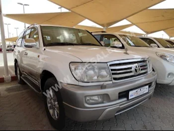 Cars For Sale Toyota  Land Cruiser  GXR  240,000  White  SUV  Automatic  4WD  Leather  2007  6  Yes  Gasoline