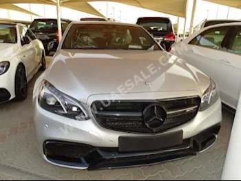 سيارات للبيع مرسيدس - بنز  اي - كلاس  63 AMG  34,500  فضي  سيدان  اتوماتك  دفع خلفي  جلد  2015  8  بانوراما  بنزين