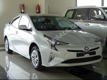 Cars For Sale Toyota  Prius  Hybrid  0  Pearl White  Sedan  Automatic  FWD  Cloth  2018  4  No  Gasoline