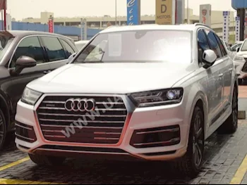 سيارات للبيع اودي  كيو 7  4.5 تي في سي اي كوايتروا  51,000  أبيض  اس يو في  اتوماتك  دفع رباعي  جلد  2016  8  بانوراما  بنزين