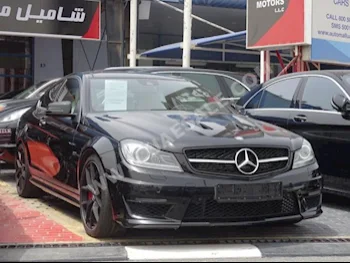 سيارات للبيع مرسيدس - بنز  سي - كلاس  63 S  80,000  أسود  كوبيه \ سبورت  اتوماتك  دفع خلفي  جلد  2014  8  نعم  بنزين