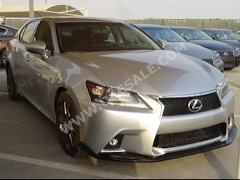 سيارات للبيع لكزس  جي اس  350  65,000  رمادي  سيدان  اتوماتك  دفع خلفي  جلد  2013  6  نعم  بنزين