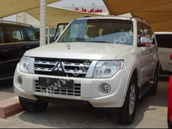 Cars For Sale Mitsubishi  Pajero  GLS 3.8  97,000  White  SUV  Automatic  4WD  Leather  2014  6  Panorama  Gasoline
