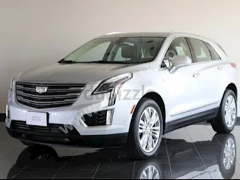 Cars For Sale Cadillac  XT5  premium luxury  19,359  Silver  SUV  Automatic  AWD  Leather  2017  6  Yes  Gasoline