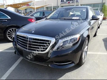 سيارات للبيع مرسيدس - بنز  اس - كلاس  550 AMG  74,570  أسود  سيدان  اتوماتك  دفع خلفي  جلد  2015  8  بانوراما  بنزين