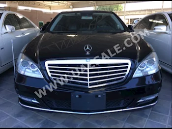 Cars For Sale Mercedes-Benz  S-Class  350  41,000  Black  Sedan  Automatic  RWD  Leather  2013  6  Yes  Gasoline