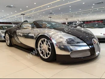 Cars For Sale Bugatti  SUPER SPORT  GENEVA MOTOR SHOW car  2,900  Dark Brown  Coupe / Sport  Automatic  AWD  Leather  2012  16  No  Gasoline