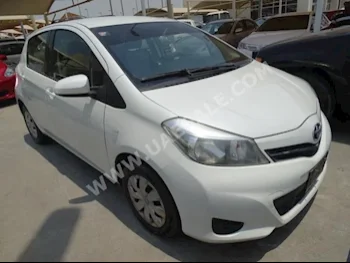 Cars For Sale Toyota  Yaris  200,000  White  Hatchback  Automatic  FWD  Cloth  2012  4  No  Gasoline