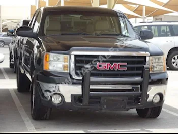 Cars For Sale GMC  Sierra  SLT  Z71  100,000  Black  Pick Up  Automatic  4WD  Leather  2009  8  Yes  Gasoline