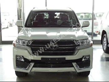 Cars For Sale Toyota  Land Cruiser  VX.S  0  White  SUV  Automatic  4WD  Leather  2019  8  Yes  Gasoline