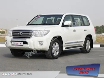 Cars For Sale Toyota  Land Cruiser  GXR  128,244  White  SUV  Manual  4WD  Leather  2015  6  No  Gasoline