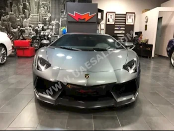 سيارات للبيع لمبرجيني  أفانتادور  ال بي 700-4 دي ام سي كيت  4,000  رمادي  كوبيه \ سبورت  اف - 1  دفع رباعي  جلد  2015  12  كلا  بنزين