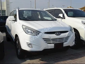 Cars For Sale Hyundai  Tucson  36,000  White  SUV  Automatic  FWD  Cloth  2016  4  No  Gasoline