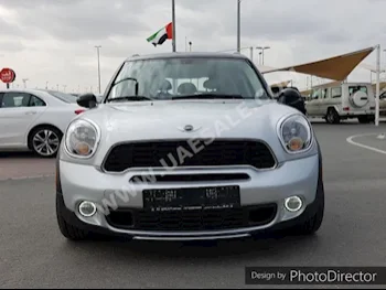 سيارات للبيع ميني  كوبر  كاونتري مان اس  99,000  فضي  هاتشباك  اتوماتك  دفع كلي مستمر  جلد  2015  4  كلا  بنزين