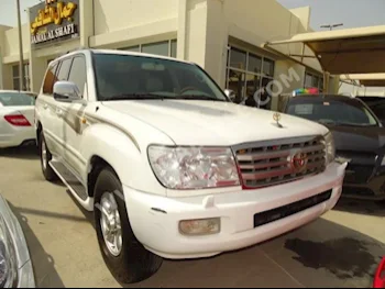Cars For Sale Toyota  Land Cruiser  VXR  233,000  White  SUV  Automatic  4WD  Leather  2004  8  Yes  Gasoline