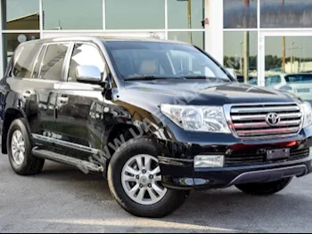 سيارات للبيع تويوتا  لاند كروزر  جي اكس ار  136,000  أسود  اس يو في  اتوماتك  دفع رباعي  جلد  2011  6  نعم  بنزين