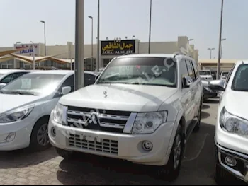 Cars For Sale Mitsubishi  Pajero  GLS  115,000  White  SUV  Automatic  4WD  Leather  2013  6  Yes  Gasoline