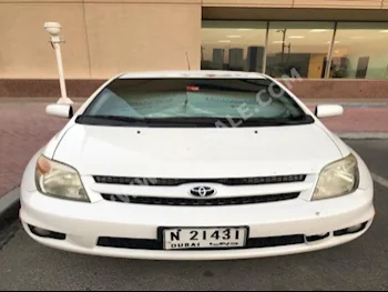 سيارات للبيع تويوتا اكس ايه 254,000 أبيض هاتشباك اتوماتك دفع أمامي مخمل 2007 4 كلا بنزين