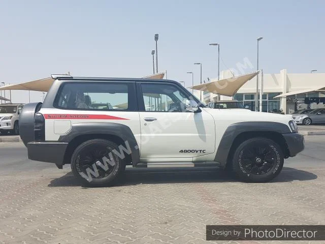 Cars For Sale Nissan  Patrol  Super Safari  148,857  White&Silver  Coupe / Sport  Automatic  4WD  Leather  2012  6  Yes  Gasoline