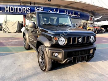 سيارات للبيع سوزوكي  جمني  0  أسود  اس يو في  اتوماتك  دفع كلي مستمر  مخمل  2021  4  كلا  بنزين