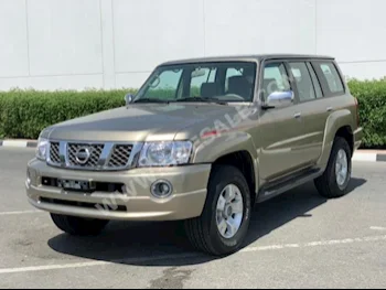 سيارات للبيع نيسان  باترول  سفاري  100,000  بني و ذهبي  اس يو في  عادي  دفع رباعي  جلد/شامواه  2008  6  كلا  بنزين