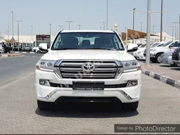 Cars For Sale Toyota  Land Cruiser  VXR  152,321  White  SUV  Automatic  4WD  Leather  2017  8  Yes  Gasoline