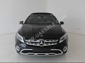 سيارات للبيع مرسيدس - بنز  جي ال ايه  250  4,891  أسود  هاتشباك  اتوماتك  دفع كلي مستمر  جلد  2018  4  نعم  بنزين