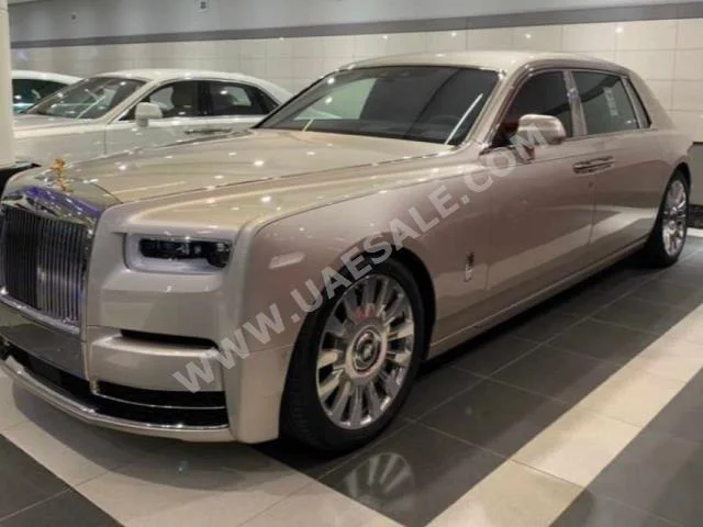 سيارات للبيع رولس - رويز  فانتوم  0  ذهبي  سيدان  اتوماتك  دفع كلي مستمر  جلد  2022  12  نعم  بنزين