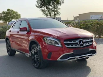 سيارات للبيع مرسيدس - بنز  جي ال ايه  250  3,000  أحمر  اس يو في  اتوماتك  دفع كلي مستمر  جلد  2020  4  نعم  بنزين