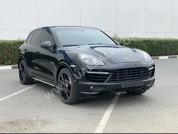 سيارات للبيع بورش  كيان  توربو  38,000  بني  اس يو في  اتوماتك  دفع رباعي  جلد  2012  8  بانوراما  بنزين