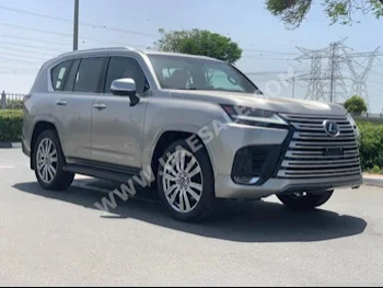 سيارات للبيع لكزس  ال اكس  570 اس  0  رمادي وفضي  اس يو في  اتوماتك  دفع رباعي  جلد  2022  6  نعم  بنزين