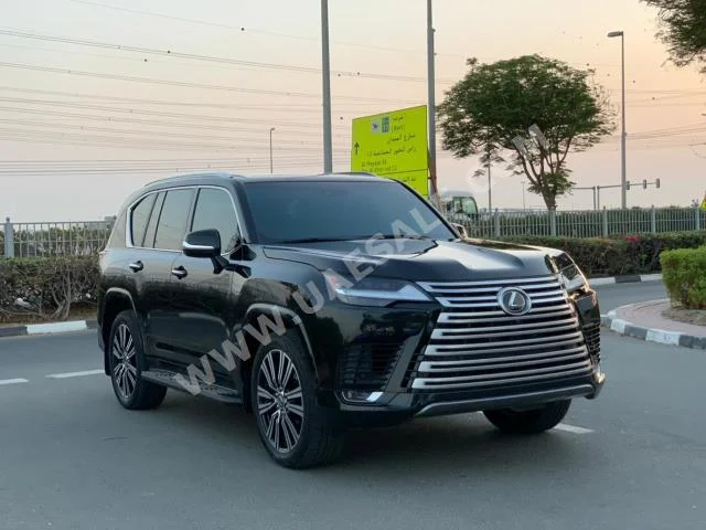 سيارات للبيع لكزس  ال اكس  570  7,000  أسود  اس يو في  اتوماتك  دفع رباعي  جلد  2022  6  نعم  بنزين